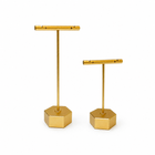 Exhibidor Dorado en T base Hexagonal